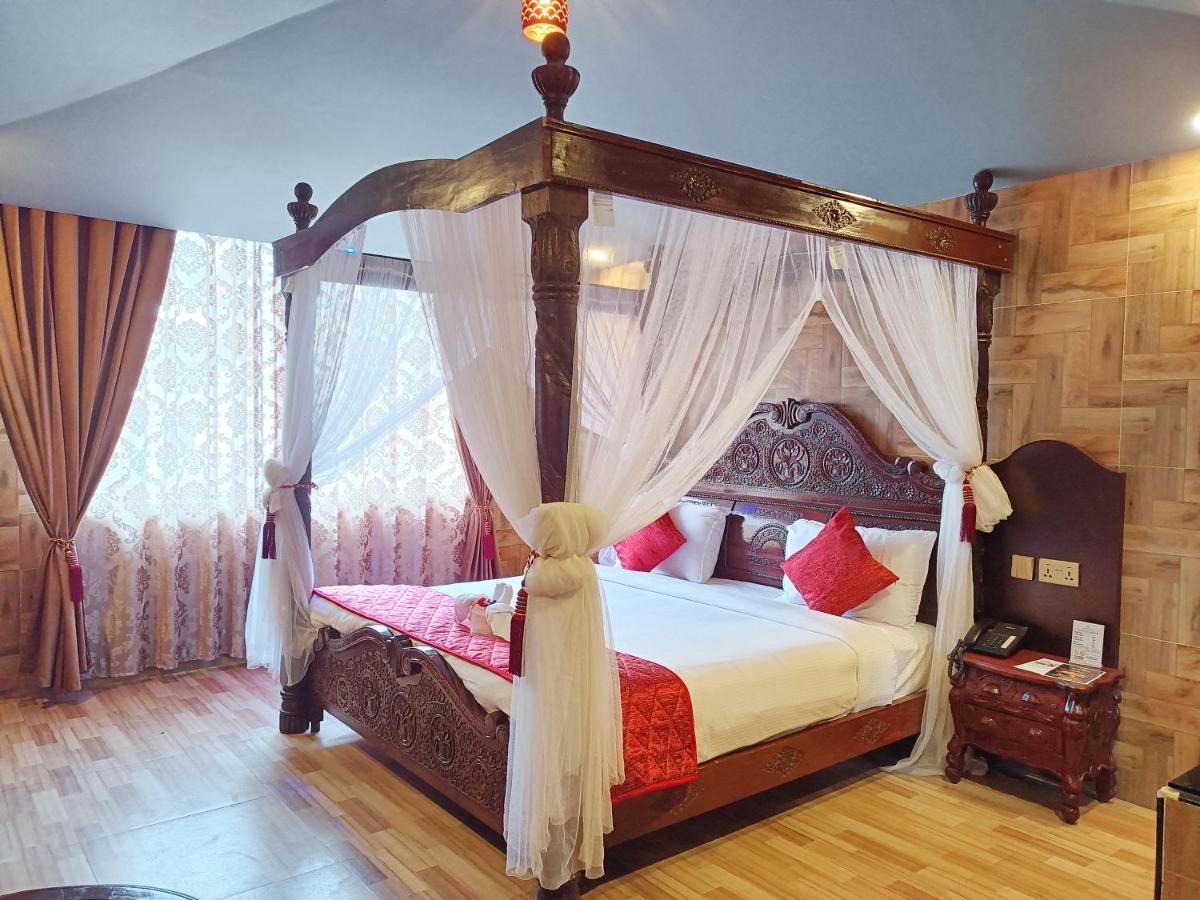 Hyders Park- The Luxury Hotel Кодайканал Экстерьер фото