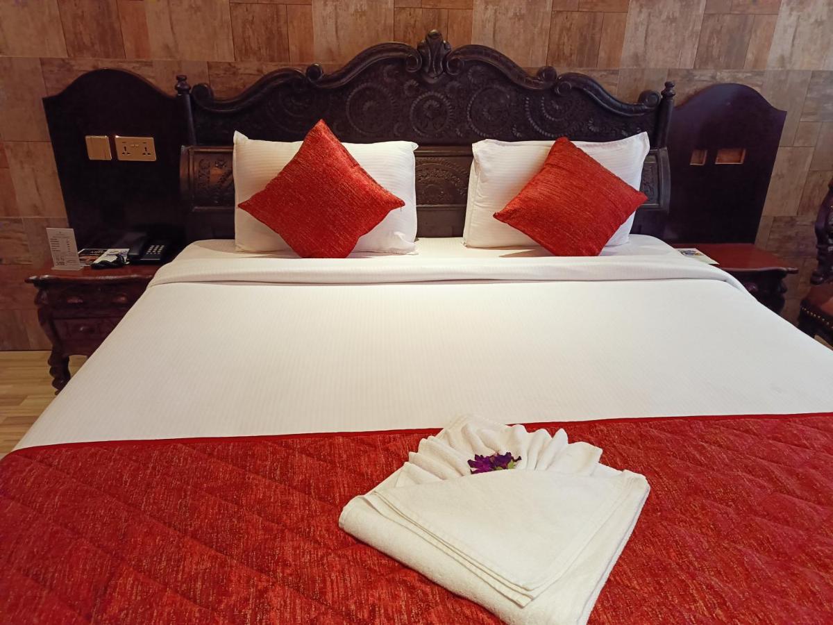 Hyders Park- The Luxury Hotel Кодайканал Экстерьер фото